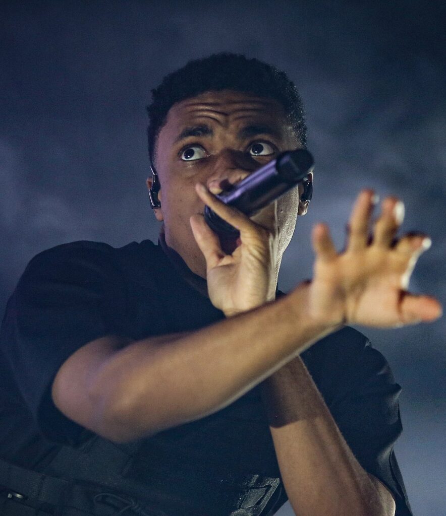 10 clean and sober rock stars to ring in the new year with